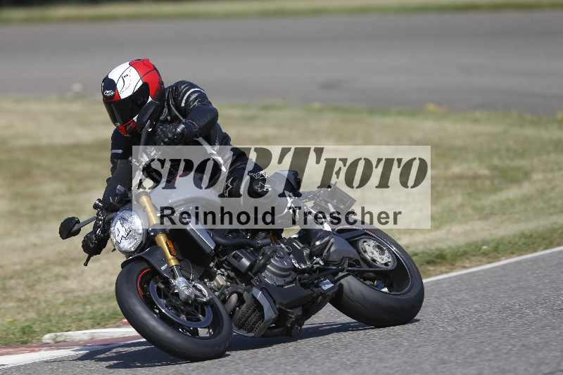 /21 17.06.2026  Ducati Schweiz Track Warmup ADR/Gruppe blau/4